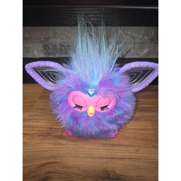 Hasbro Furby Purple Interactive Plush Toy - F6743UU0 - Picture 2 of 4